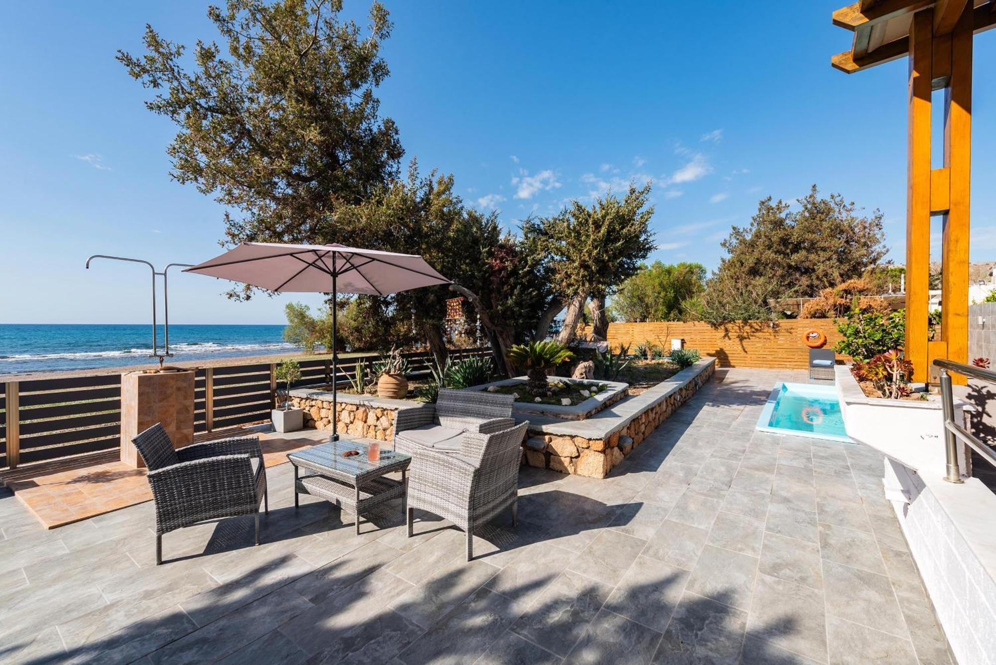 Villa Perla Lardos Exteriör bild
